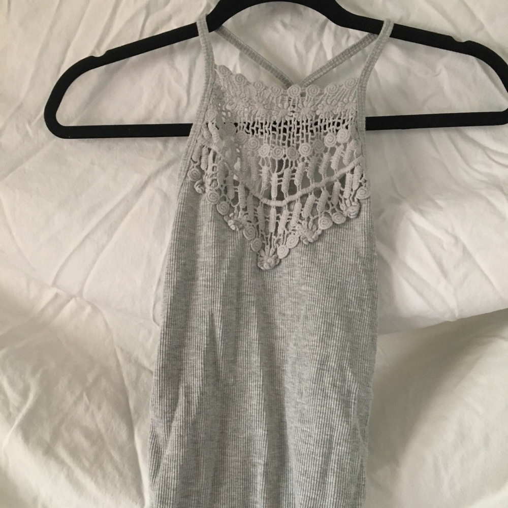 Gray tank top